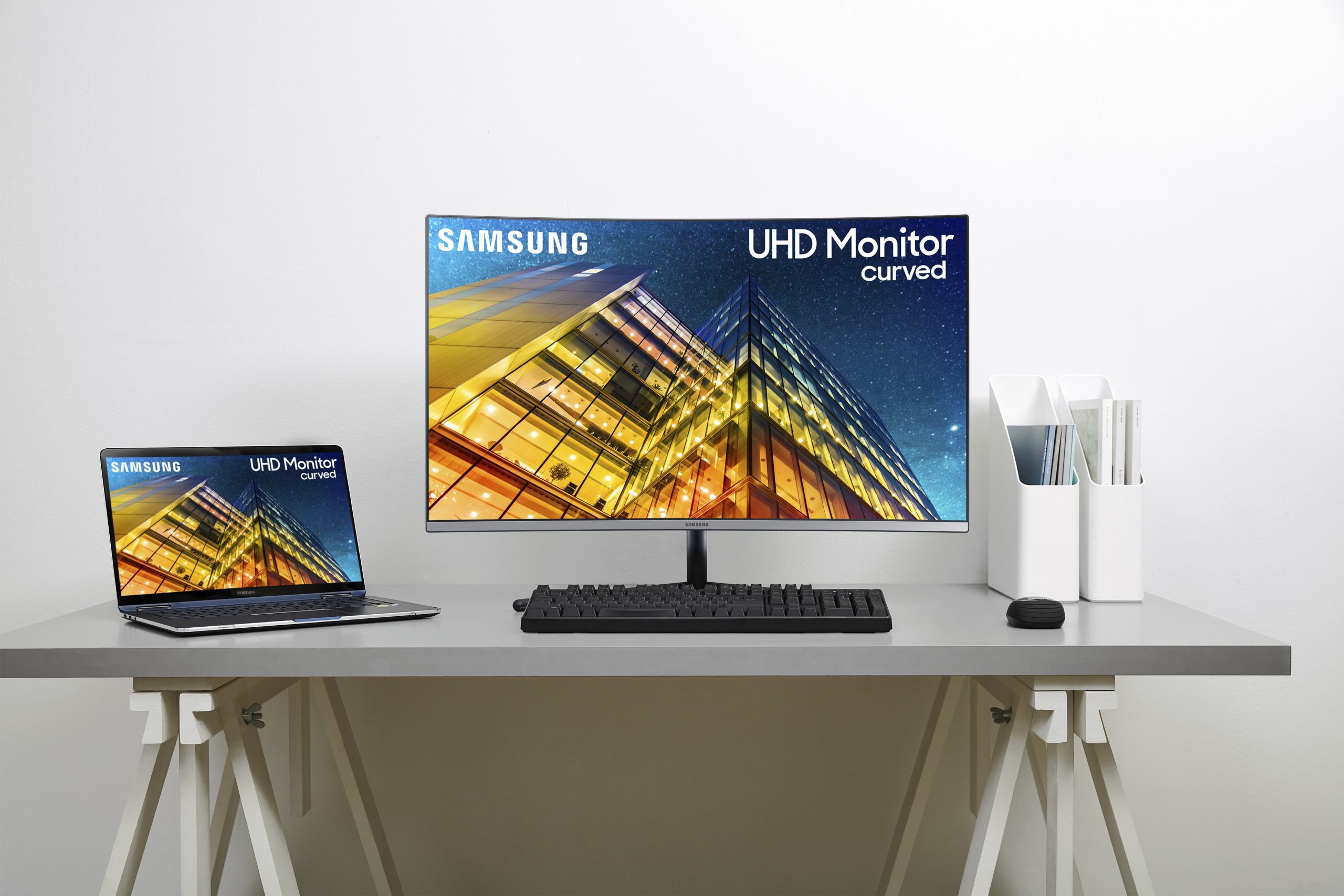 Samsung UR59C 4K Curved Monitor Review