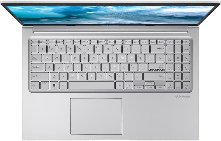 Asus Vivobook X1504VA Review keyboard