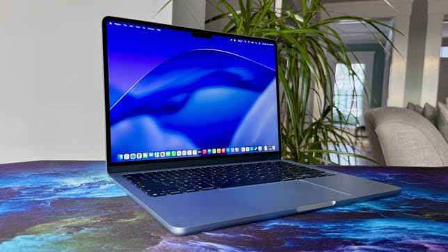 Apple MacBook Air 13 inch M5