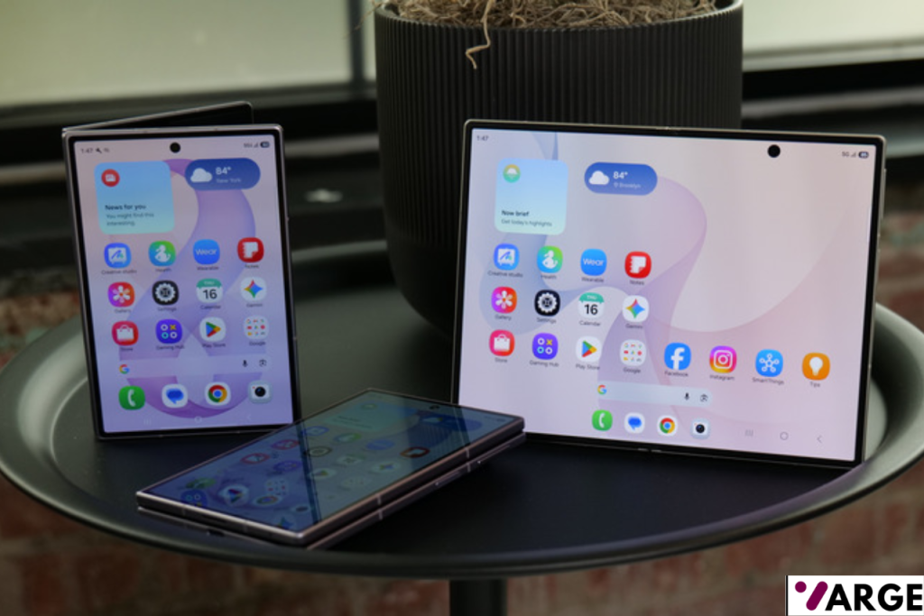 Samsung Galaxy Z Fold 8