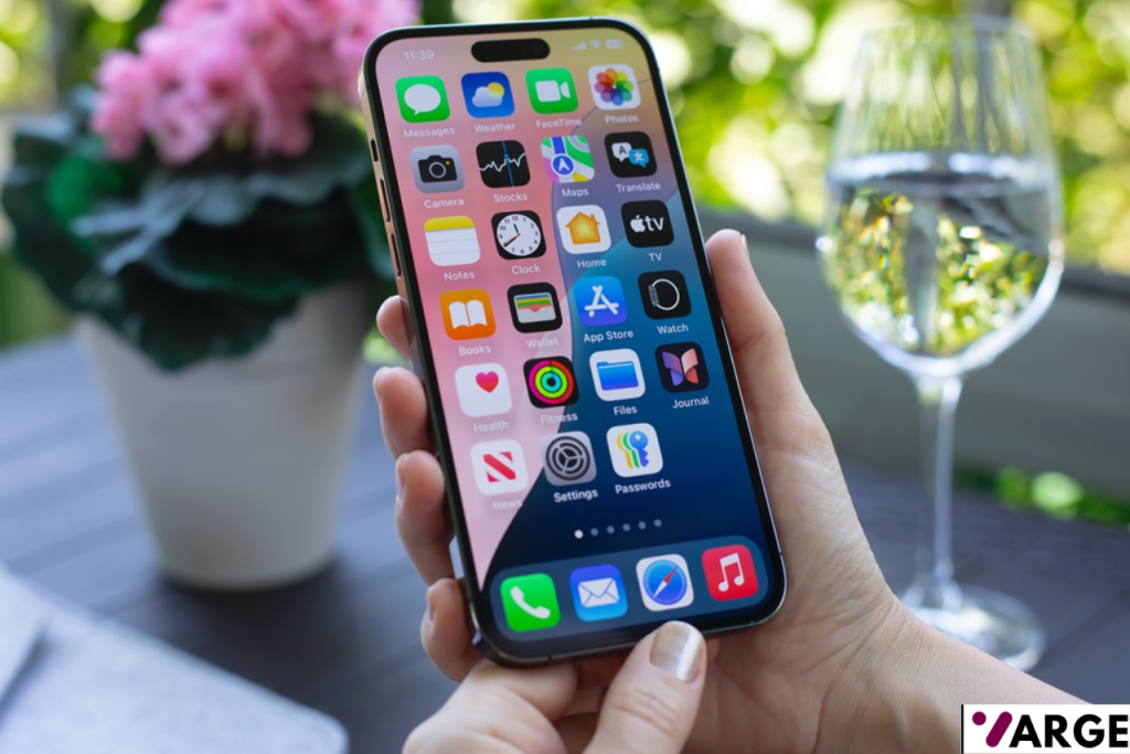 Apple iOS 27 with newer Siri